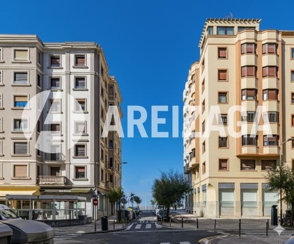 3 soveværelse Lejlighed til salg i Donostia-San Sebastián - € 750.000 (Ref: 9332646)