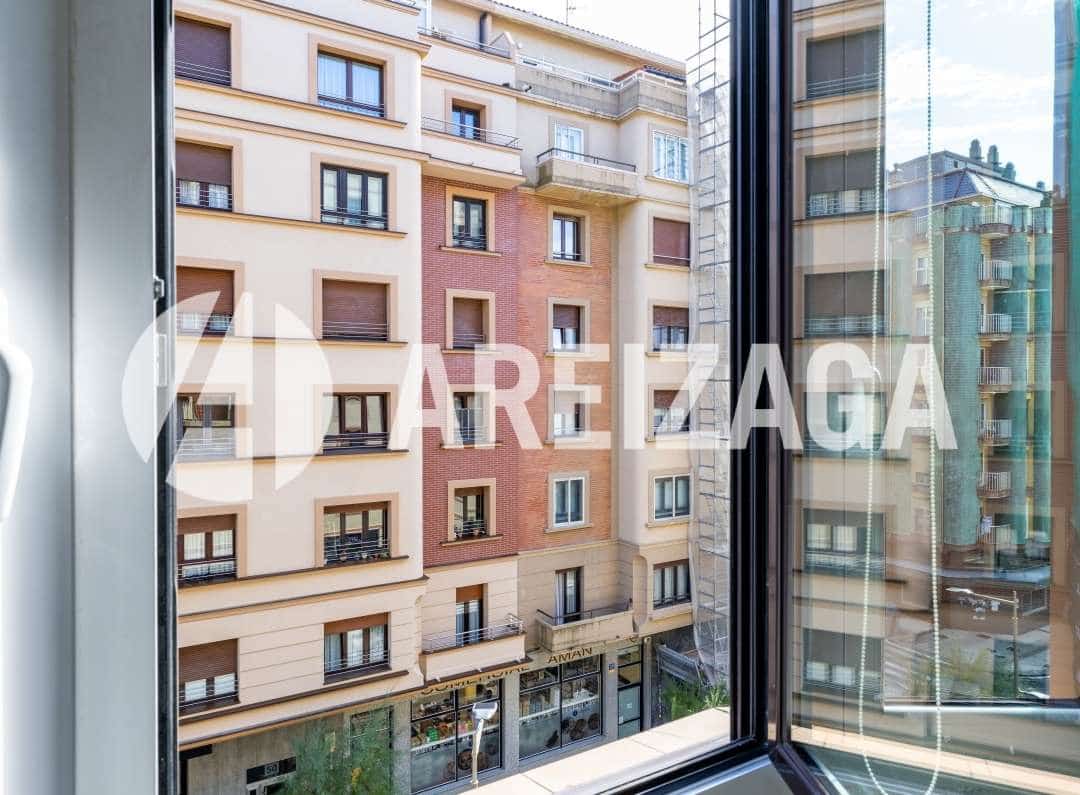 3 soveværelse Lejlighed til salg i Donostia-San Sebastian - € 750.000 (Ref: 9332646)