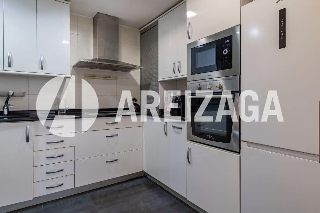 3 soveværelse Lejlighed til salg i Donostia-San Sebastian - € 750.000 (Ref: 9332646)