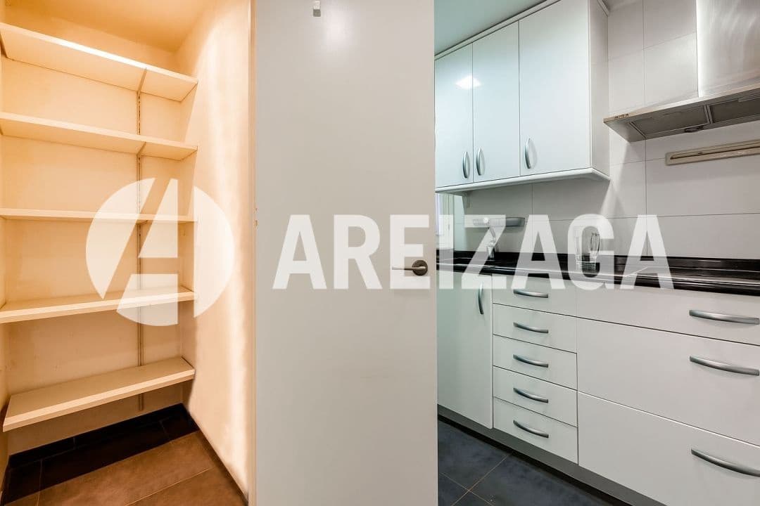 3 soveværelse Lejlighed til salg i Donostia-San Sebastian - € 750.000 (Ref: 9332646)