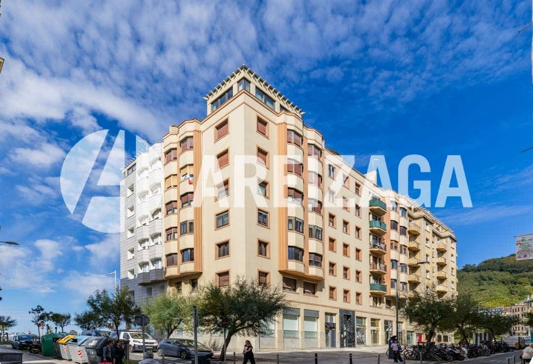 3 soveværelse Lejlighed til salg i Donostia-San Sebastian - € 750.000 (Ref: 9332646)