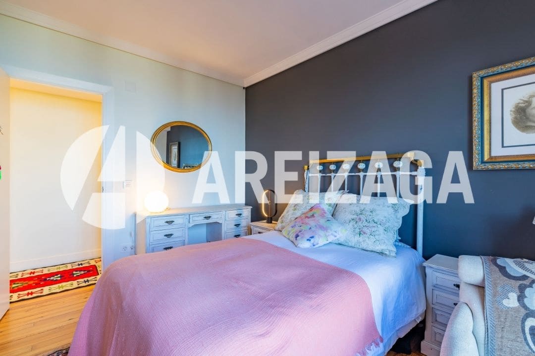 4 slaapkamer Flat te koop in Donostia-San Sebastian met zwembad - € 580.000 (Ref: 9348587)