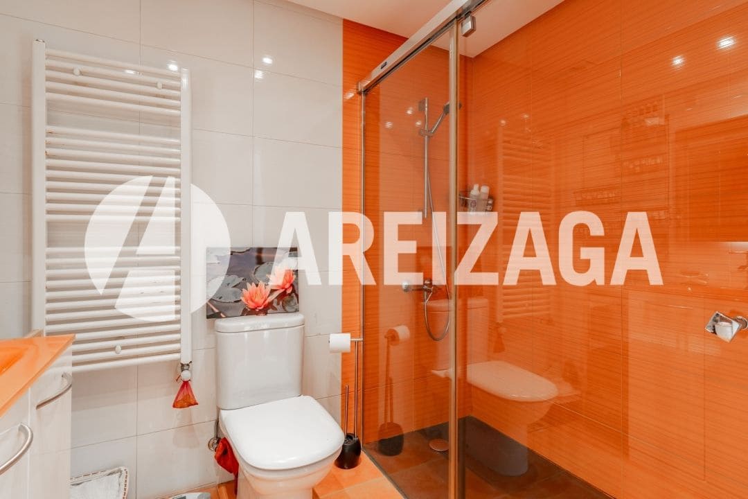 4 slaapkamer Flat te koop in Donostia-San Sebastian met zwembad - € 580.000 (Ref: 9348587)