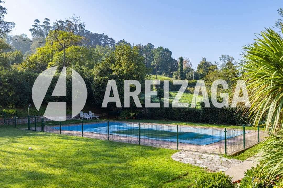 4 slaapkamer Flat te koop in Donostia-San Sebastian met zwembad - € 580.000 (Ref: 9348587)