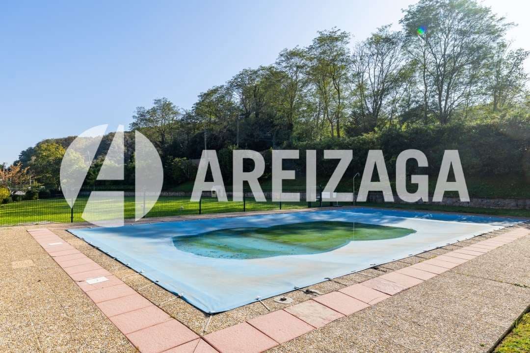 4 slaapkamer Flat te koop in Donostia-San Sebastian met zwembad - € 580.000 (Ref: 9348587)