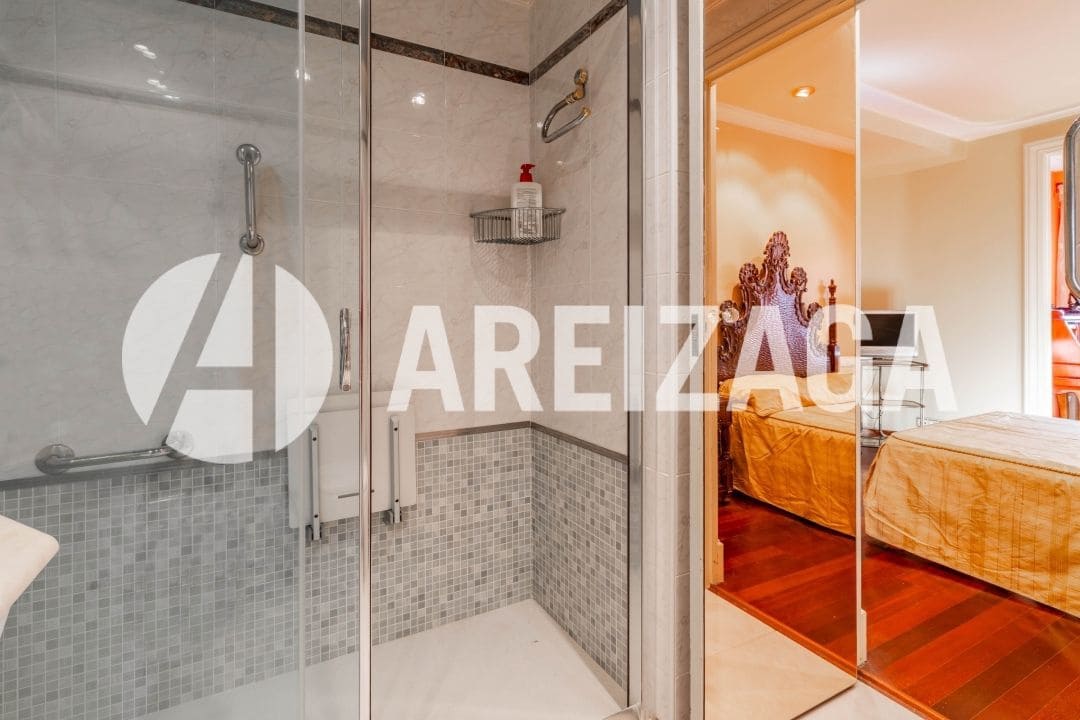 2 sovrum Lägenhet till salu i Donostia-San Sebastian - 595 000 € (Ref: 9363354)