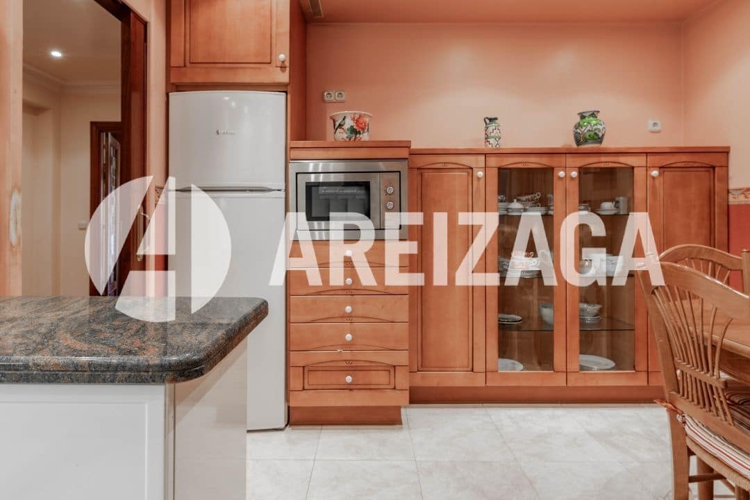 2 sovrum Lägenhet till salu i Donostia-San Sebastian - 595 000 € (Ref: 9363354)