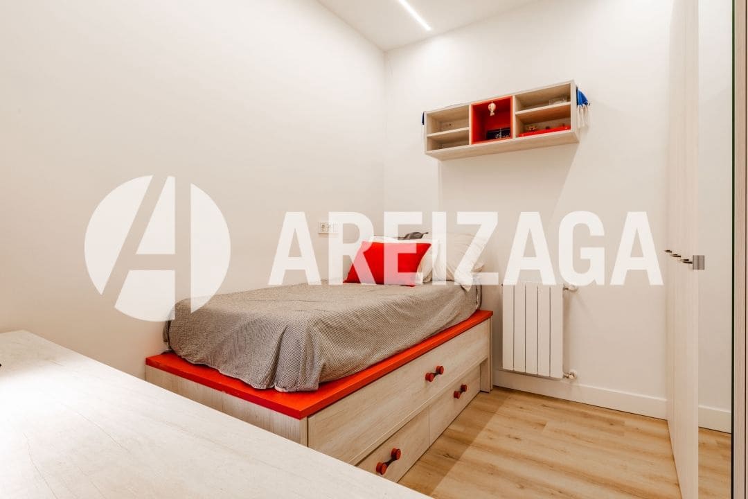 3 slaapkamer Flat te koop in Donostia-San Sebastian - € 795.000 (Ref: 9363355)