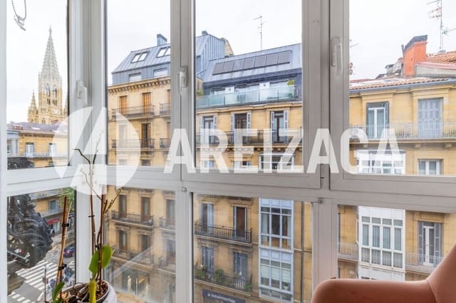 3 slaapkamer Flat te koop in Donostia-San Sebastián - € 795.000 (Ref: 9363355)