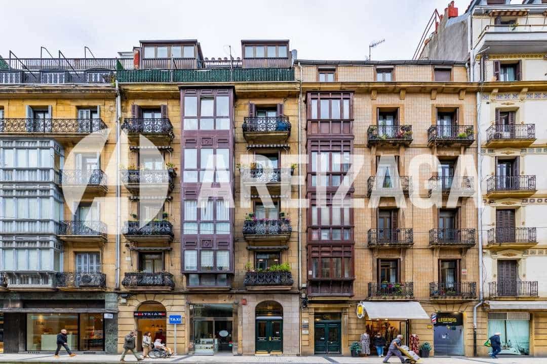 3 slaapkamer Flat te koop in Donostia-San Sebastian - € 795.000 (Ref: 9363355)