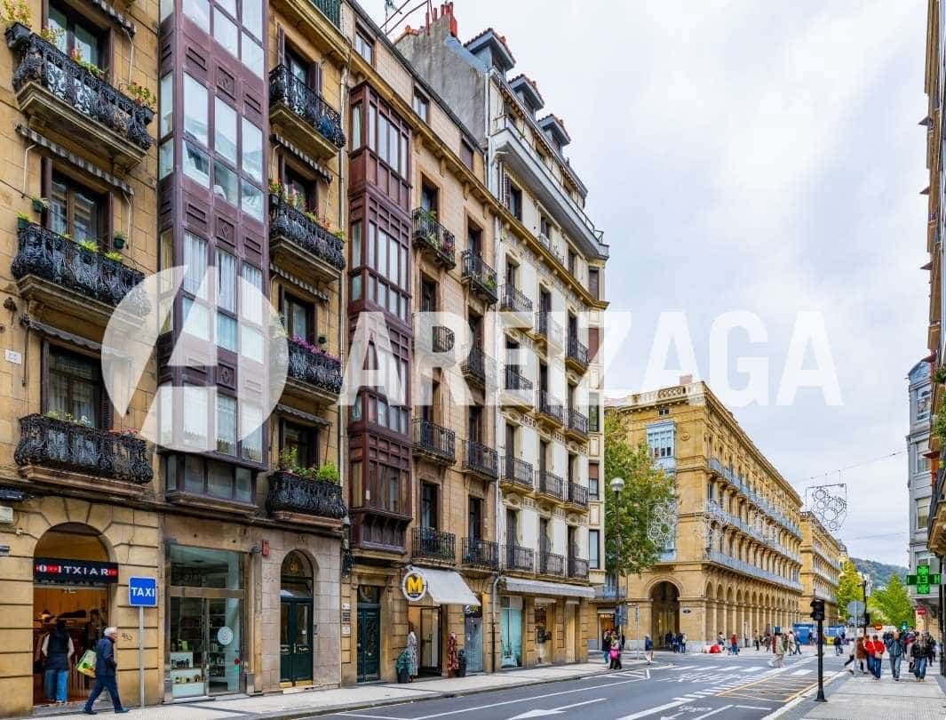 3 slaapkamer Flat te koop in Donostia-San Sebastian - € 795.000 (Ref: 9363355)