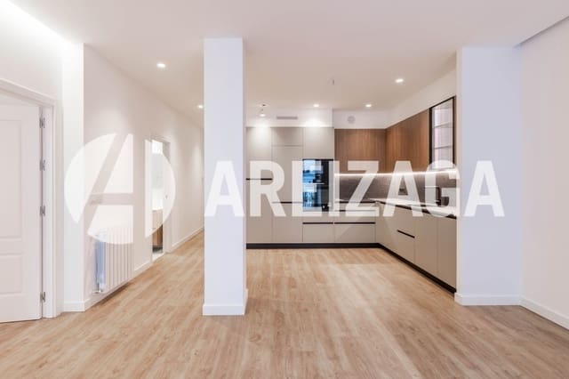 2 soveværelse Lejlighed til salg i Donostia-San Sebastián - € 675.000 (Ref: 9400066)