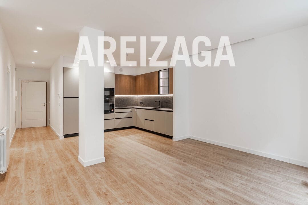2 makuuhuone Asunto myytävänä paikassa Donostia-San Sebastian - 650 000 € (Ref: 9400066)
