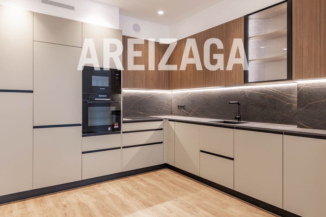 2 makuuhuone Asunto myytävänä paikassa Donostia-San Sebastian - 650 000 € (Ref: 9400066)