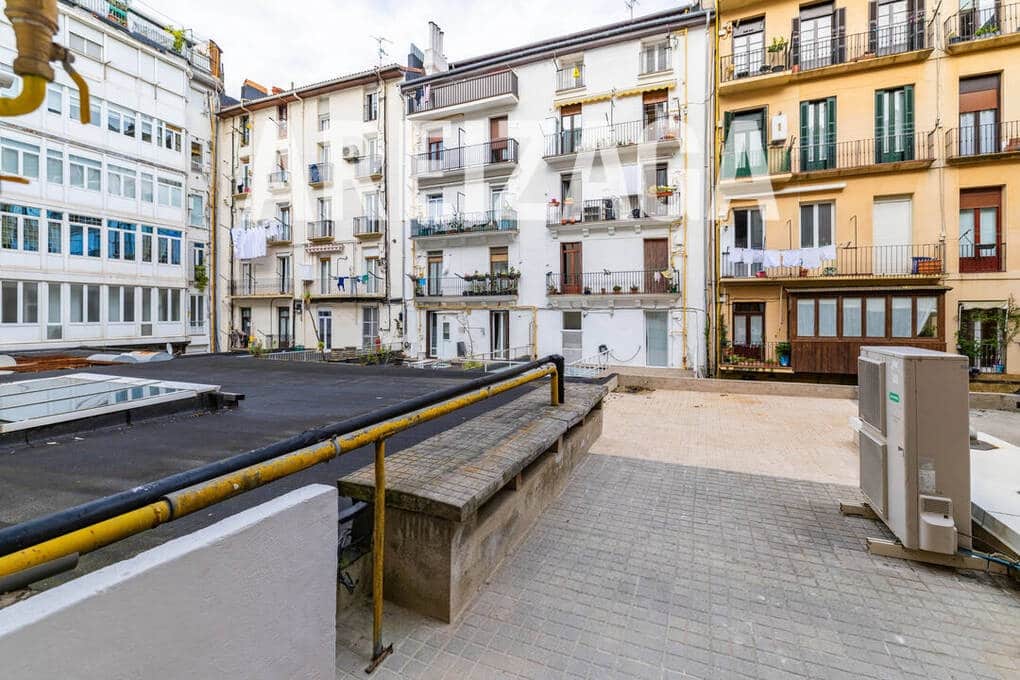 2 makuuhuone Asunto myytävänä paikassa Donostia-San Sebastian - 650 000 € (Ref: 9400066)