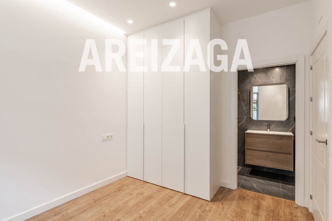 2 makuuhuone Asunto myytävänä paikassa Donostia-San Sebastian - 650 000 € (Ref: 9400066)