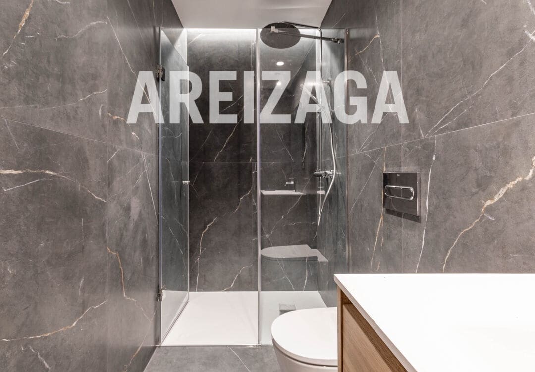 2 makuuhuone Asunto myytävänä paikassa Donostia-San Sebastian - 650 000 € (Ref: 9400066)