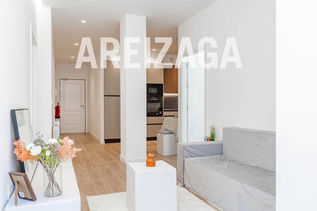 2 soverom Leilighet til salgs i Donostia-San Sebastian - € 650 000 (Ref: 9400066)