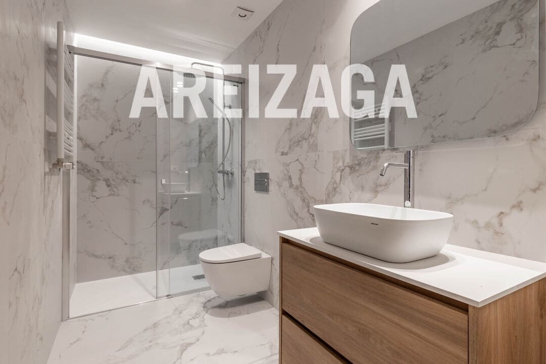 2 soverom Leilighet til salgs i Donostia-San Sebastian - € 650 000 (Ref: 9400066)