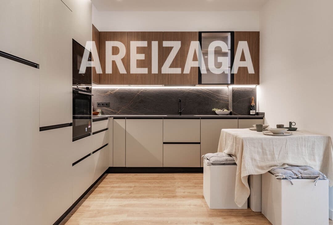 2 soverom Leilighet til salgs i Donostia-San Sebastian - € 650 000 (Ref: 9400066)