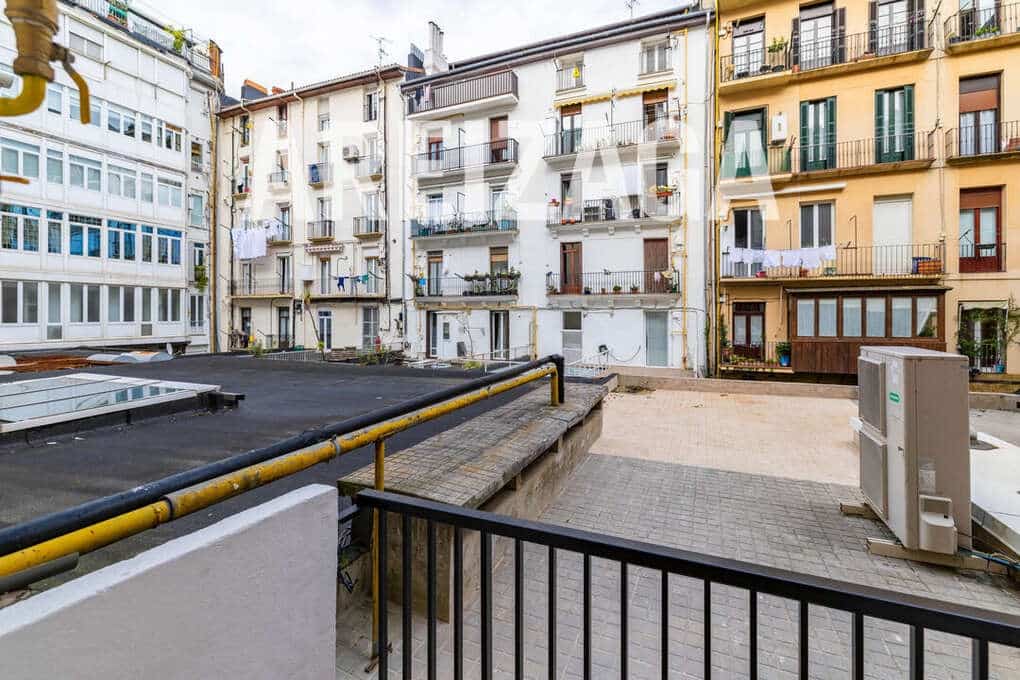 2 soverom Leilighet til salgs i Donostia-San Sebastian - € 650 000 (Ref: 9400066)