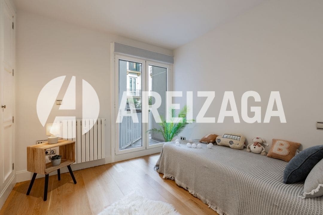 3 makuuhuone Asunto myytävänä paikassa Donostia-San Sebastian - 1 550 000 € (Ref: 9426527)