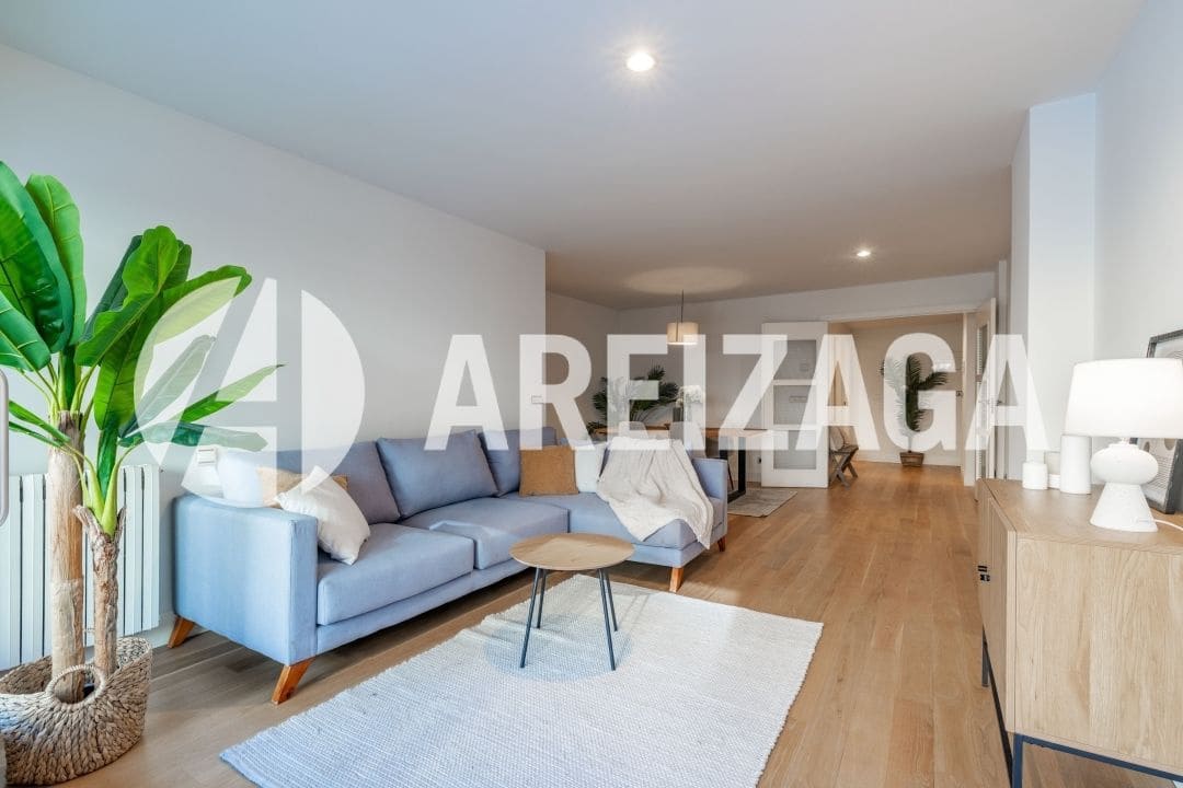 3 makuuhuone Asunto myytävänä paikassa Donostia-San Sebastian - 1 550 000 € (Ref: 9426527)