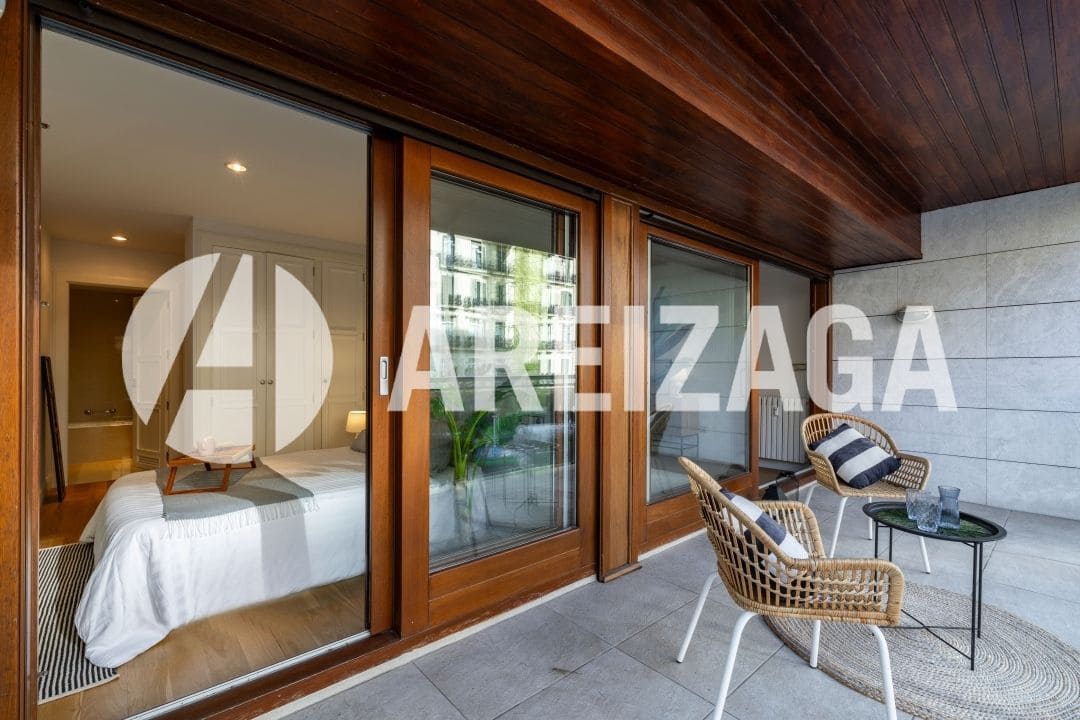 3 makuuhuone Asunto myytävänä paikassa Donostia-San Sebastian - 1 550 000 € (Ref: 9426527)