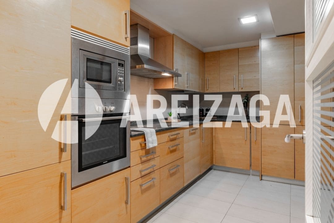 3 makuuhuone Asunto myytävänä paikassa Donostia-San Sebastian - 1 550 000 € (Ref: 9426527)