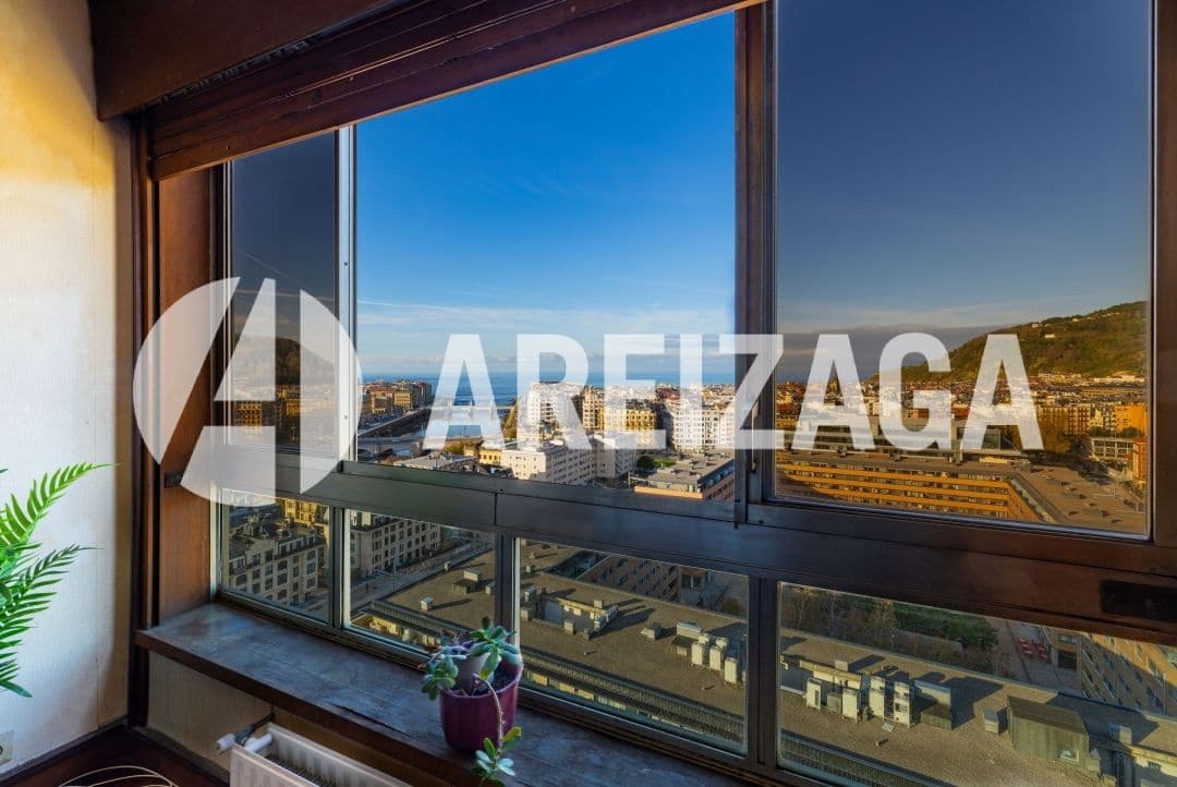 4 makuuhuone Asunto myytävänä paikassa Donostia-San Sebastian - 699 900 € (Ref: 9438718)