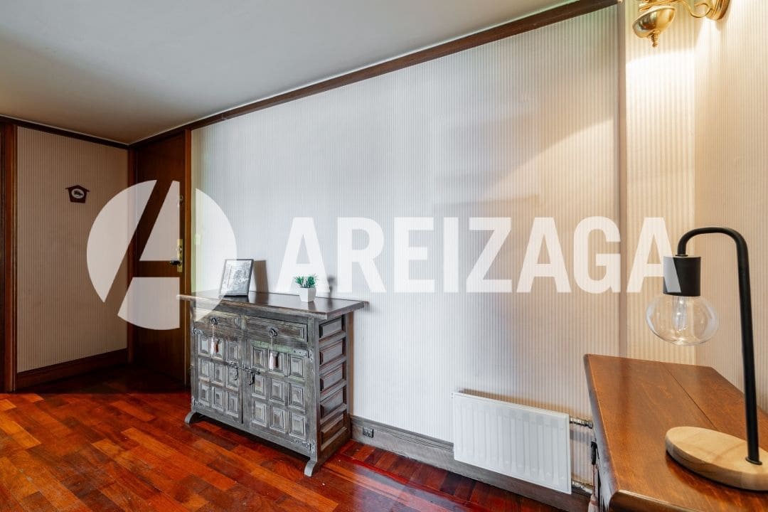 4 makuuhuone Asunto myytävänä paikassa Donostia-San Sebastian - 699 900 € (Ref: 9438718)