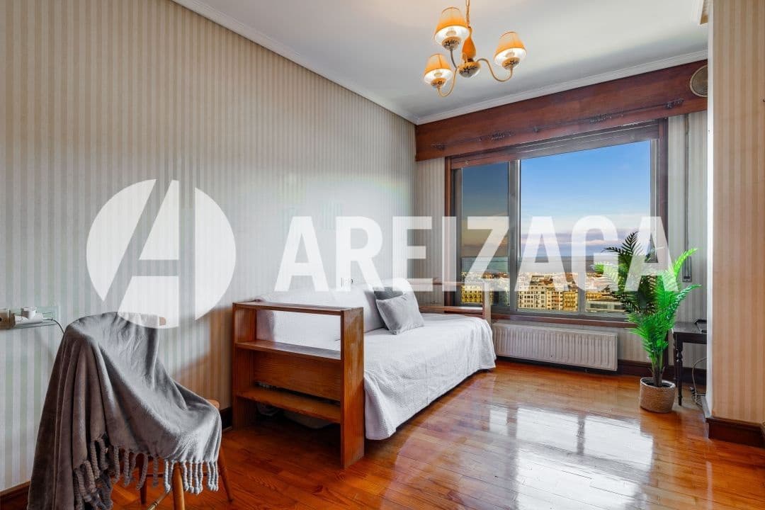 4 makuuhuone Asunto myytävänä paikassa Donostia-San Sebastian - 699 900 € (Ref: 9438718)