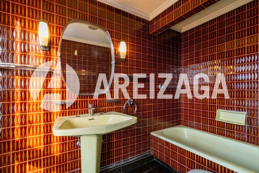 4 makuuhuone Asunto myytävänä paikassa Donostia-San Sebastian - 699 900 € (Ref: 9438718)