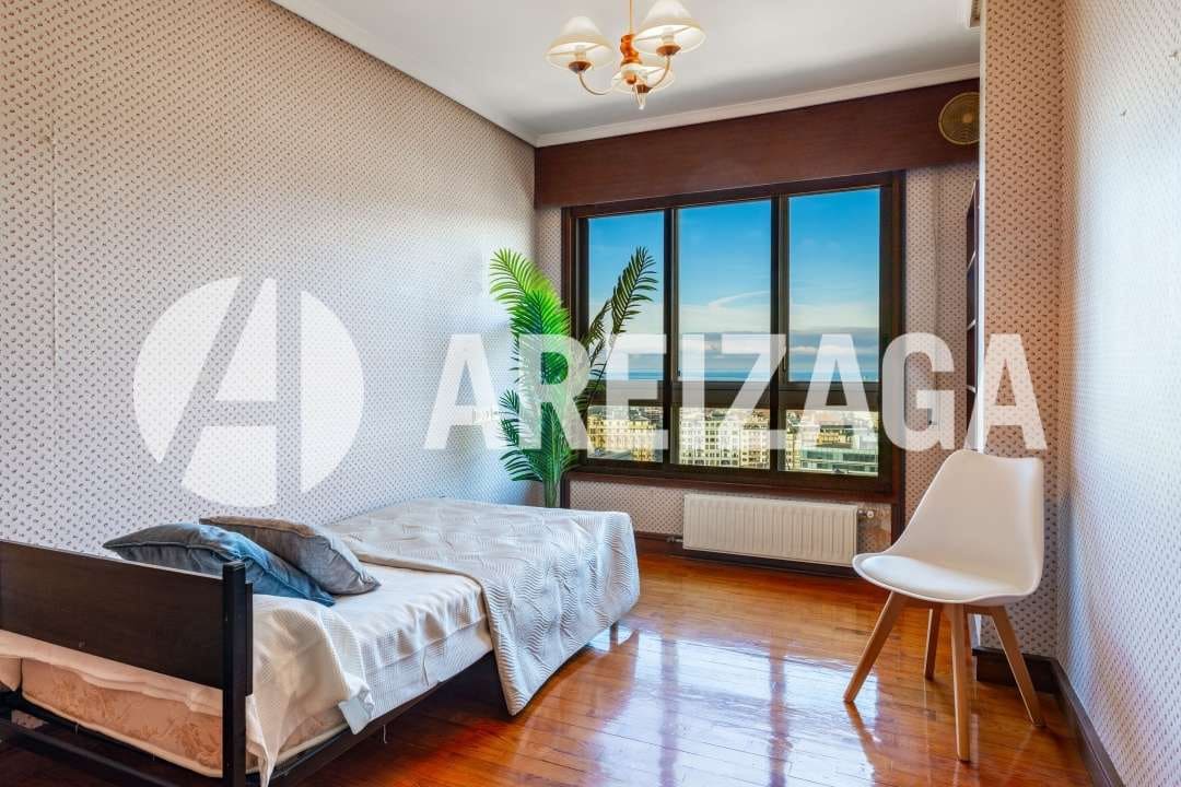 4 makuuhuone Asunto myytävänä paikassa Donostia-San Sebastian - 699 900 € (Ref: 9438718)