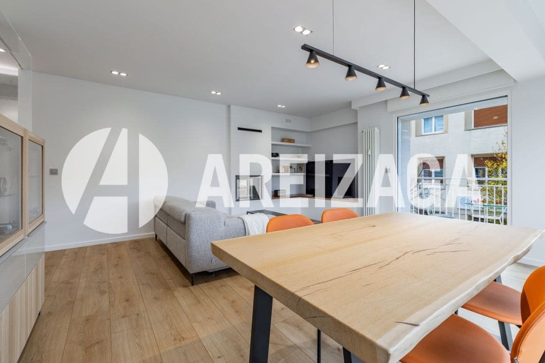 3 bedroom Flat for sale in Donostia-San Sebastian - € 1,135,000 (Ref: 9444904)