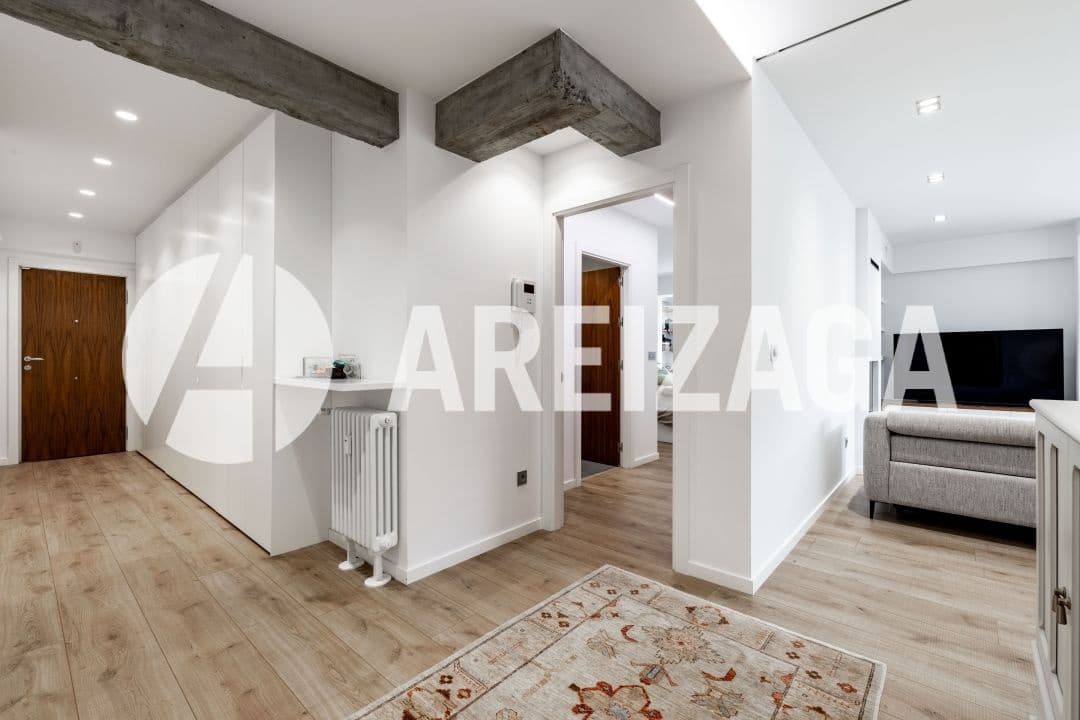 3 bedroom Flat for sale in Donostia-San Sebastian - € 1,135,000 (Ref: 9444904)
