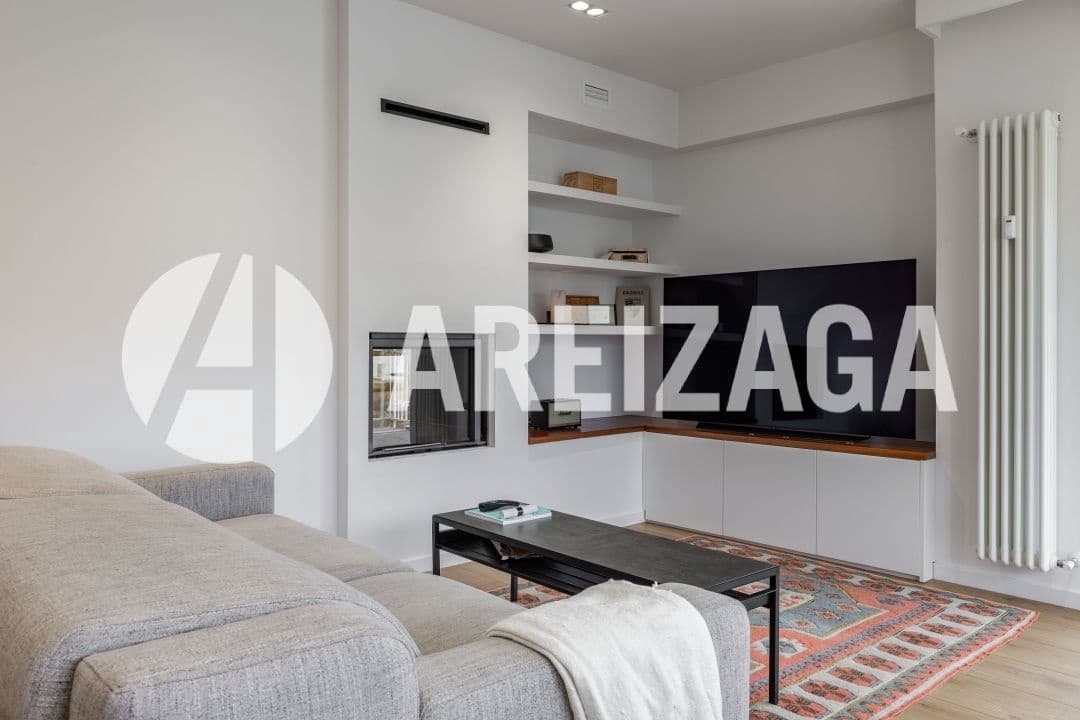 3 bedroom Flat for sale in Donostia-San Sebastian - € 1,135,000 (Ref: 9444904)