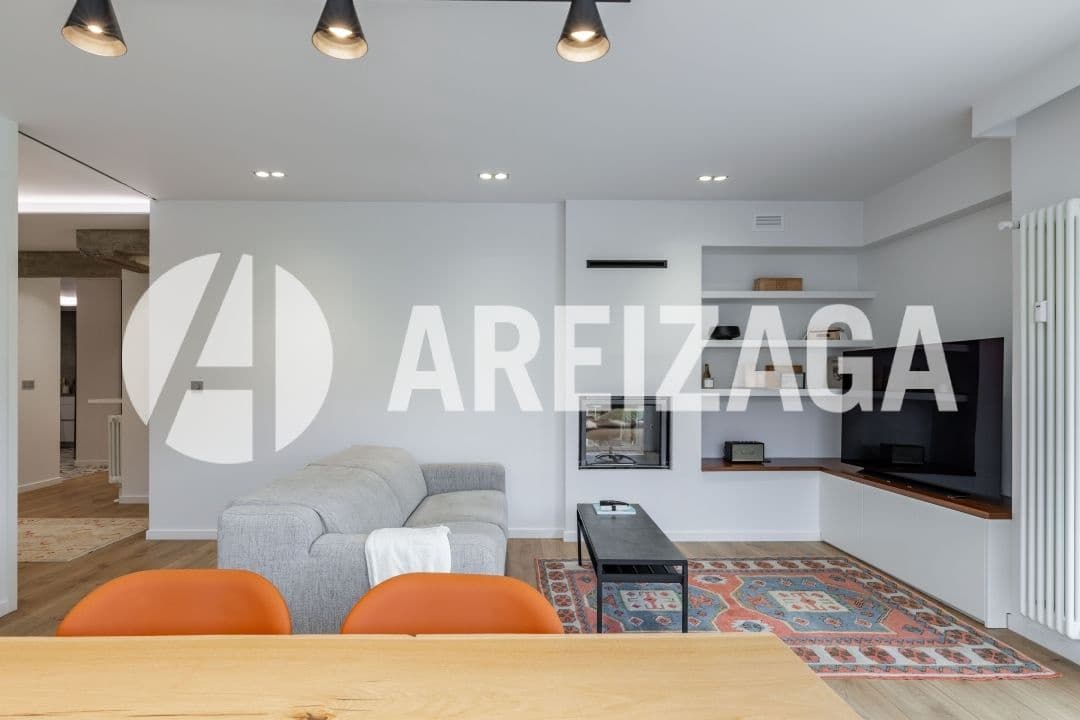 3 bedroom Flat for sale in Donostia-San Sebastian - € 1,135,000 (Ref: 9444904)