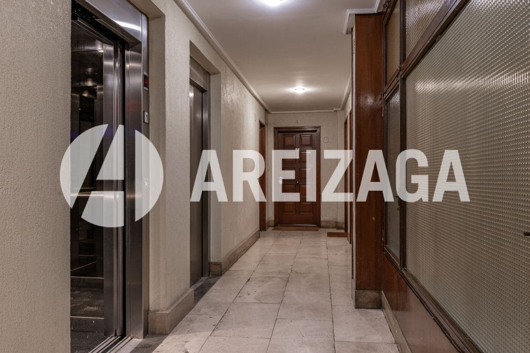 3 bedroom Flat for sale in Donostia-San Sebastian - € 1,135,000 (Ref: 9444904)