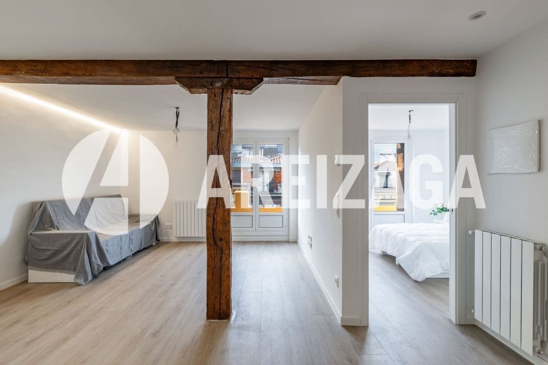 2 slaapkamer Flat te koop in Donostia-San Sebastian - € 695.000 (Ref: 9460848)