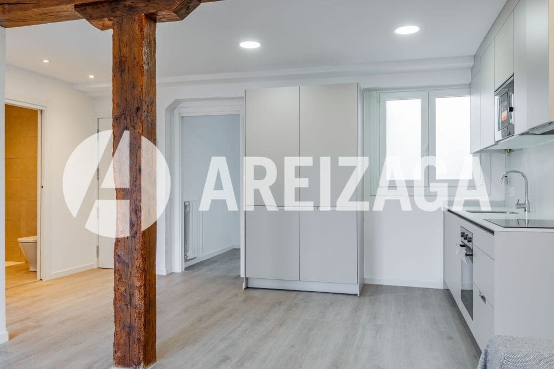 2 slaapkamer Flat te koop in Donostia-San Sebastian - € 695.000 (Ref: 9460848)