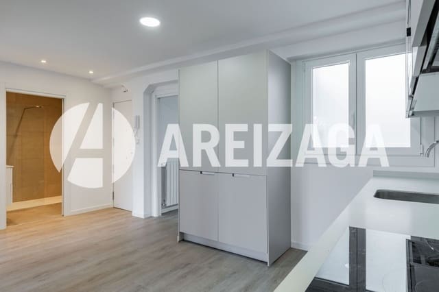 2 slaapkamer Flat te koop in Donostia-San Sebastián - € 695.000 (Ref: 9460848)