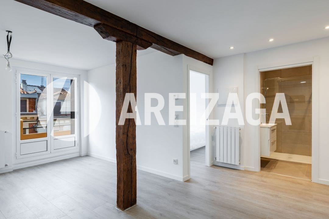 2 slaapkamer Flat te koop in Donostia-San Sebastian - € 695.000 (Ref: 9460848)