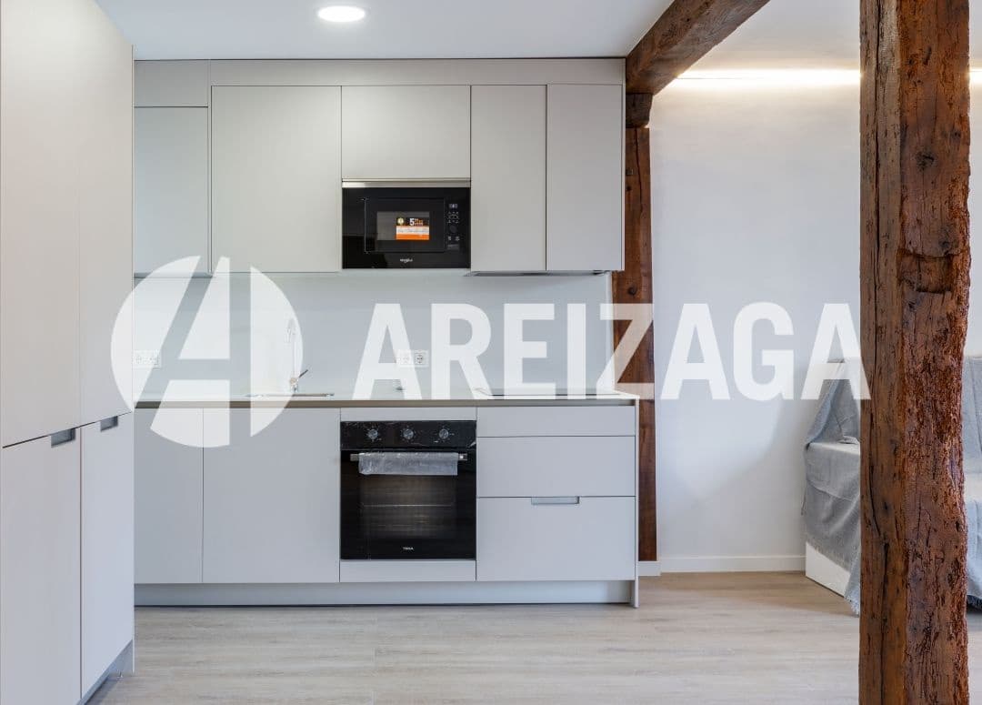 2 slaapkamer Flat te koop in Donostia-San Sebastian - € 695.000 (Ref: 9460848)
