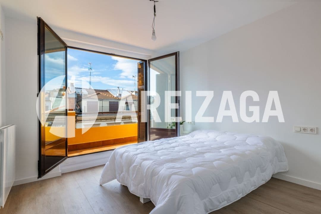 2 slaapkamer Flat te koop in Donostia-San Sebastian - € 695.000 (Ref: 9460848)