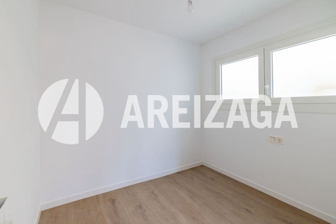 2 slaapkamer Flat te koop in Donostia-San Sebastian - € 695.000 (Ref: 9460848)