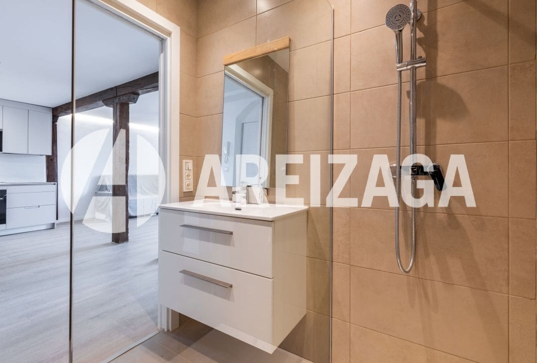 2 slaapkamer Flat te koop in Donostia-San Sebastian - € 695.000 (Ref: 9460848)