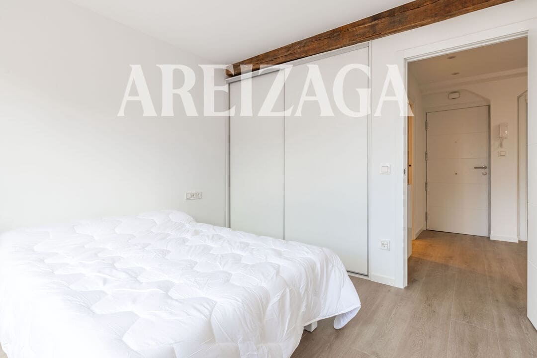 2 makuuhuone Kattohuoneisto myytävänä paikassa Donostia-San Sebastian - 629 000 € (Ref: 9460848)