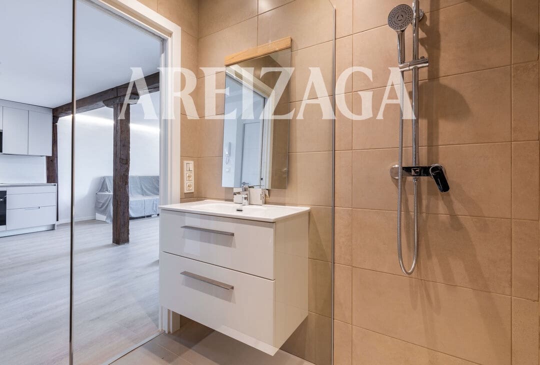 2 makuuhuone Kattohuoneisto myytävänä paikassa Donostia-San Sebastian - 629 000 € (Ref: 9460848)