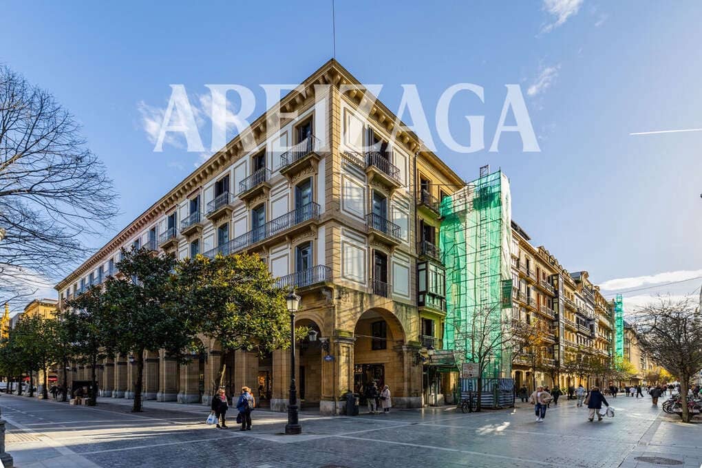 2 makuuhuone Kattohuoneisto myytävänä paikassa Donostia-San Sebastian - 629 000 € (Ref: 9460848)